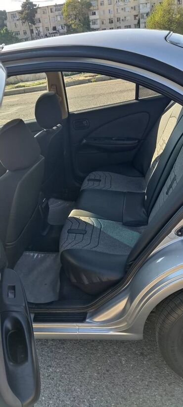 nissan gtr: Nissan Sunny: 1.3 l | 2008 il Sedan