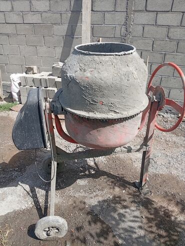 бетона мешалка авто: Бетономешалка Ручная, Средняя (150 - 300 л), Б/у