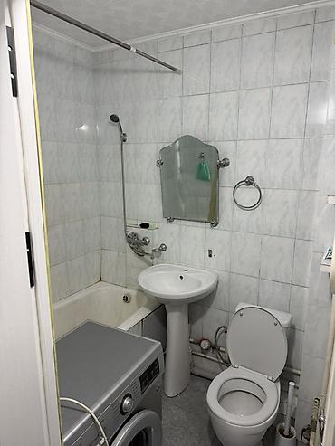 малосемейка: 3 комнаты, 62 м², ул. Боконбаева / Гоголя Малосемейка, 4 этаж — 4