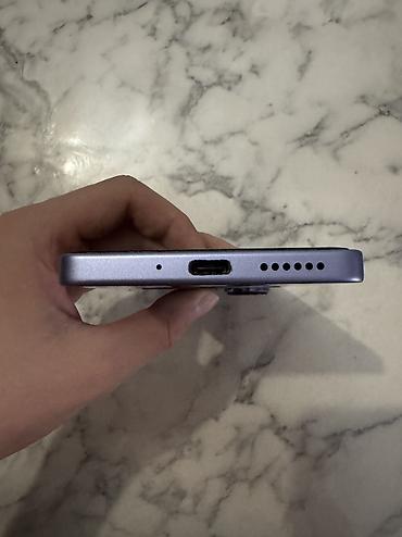 05: Xiaomi 256 GB, rəng - Bənövşəyi, 
 Barmaq izi, Face ID, Sensor — 8
