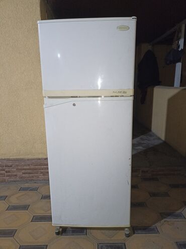 холодильник с морозильной камерой: Холодильник Daewoo, Б/у, Двухкамерный