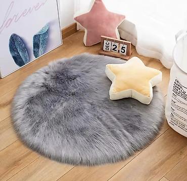 Tepisi i prostirke: Dekorativni mekani tepih od veštačkog krzna - Materijal: gust — 9