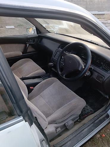 Toyota: Toyota Crown: 1994 г., 2 л, Автомат, Бензин, Седан — 7