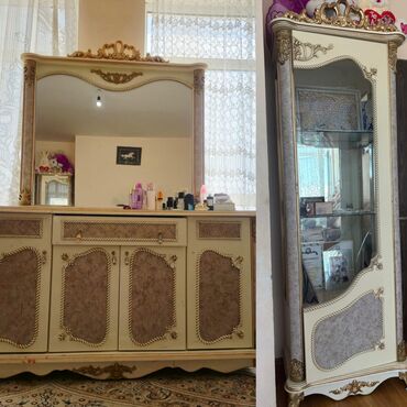 куплю мебель бу баку: Kamot. qorka. ikisi 200azn. yaxsi veziyyetde ünvan lokbatan