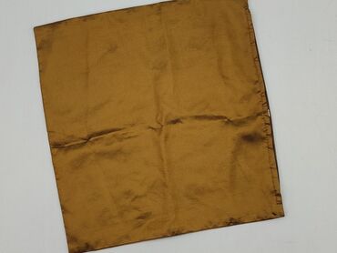 Pillowcase, 40 x 40, kolor - Złoty, stan - Bardzo dobry