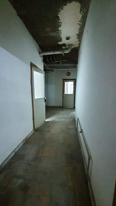 Продажа другой коммерческой недвижимости: Продам коммерческое помещение площадью 250м2 цокольный этаж. Есть — 8