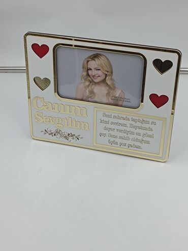 Şəkil və rəsmlər üçün çərçivələr: Çərçivə — 9