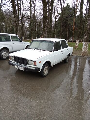 barda ucuz niva satilir: VAZ (LADA) 2107: 1.6 l | 2003 il | 100000000 km Hetçbek