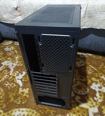 Другие комплектующие: Г. Каракол продаю. Корпус черный "JUMP"- кулер цвет - 3800сом. Блок — 12