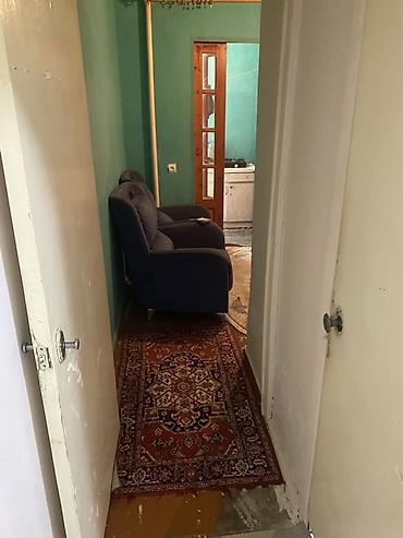 1 otaql: Kirayə mənzil – 2otaqlı, ayrı mətbəxli Plan və yerləşmə: - Yığcam 1 — 6