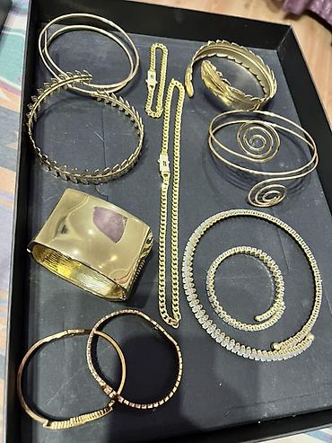 Наборы украшений: РАСПРОДАЖА Набор бижутерии бу и новые в современном стиле: 1) — 12