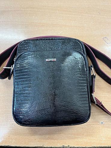 барсетка zara: Барсетка, Butun, Материал: Натуральная кожа, Застежка на молнии, Оригинал, Регулируемый ремень, Б/у — 1
