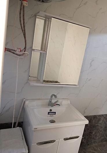 Продажа коттеджей и домов: Продаётся одноэтажный дом с просторным двором. Характеристики: - — 42