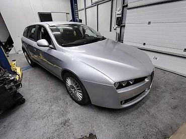 ferrari f59: Alfa Romeo 159 kompletan auto u delovima kod boje 565/A. Alfa Romeo — 8