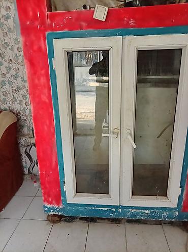 PVC ikitərəfli şüşə qapı - Material: ağ PVC profil - Konstruksiya