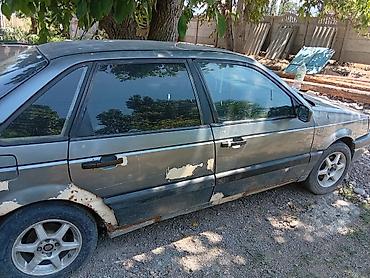 узген бу: Volkswagen Passat: 1989 г., 1.8 л, Седан — 4