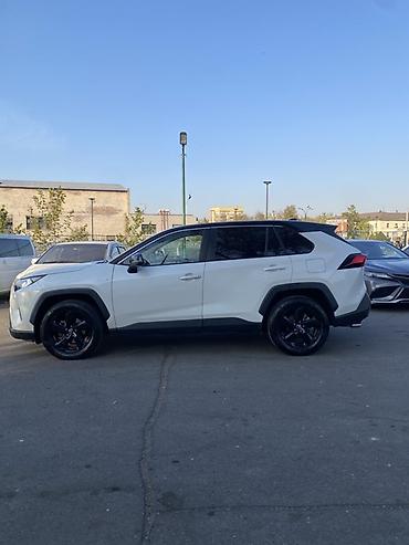 bmw 10: Toyota RAV4: 2020 г., 2.5 л, Автомат, Гибрид, Кроссовер — 6