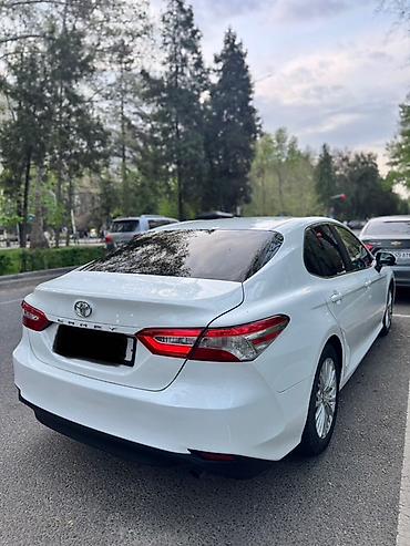 corolla 2016: Toyota Camry: 2018 г., 2.5 л, Автомат, Бензин, Седан — 3
