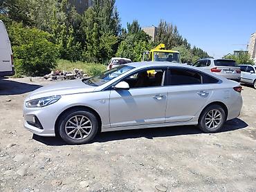 300: Hyundai Sonata: 2019 г., 2 л, Автомат, Газ, Седан — 7