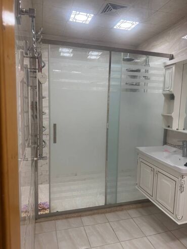 Uzunmüddətli kirayə mənzillər: Xətai Rayonu Həzi Aslanov Metrosu 2 otaq. Mərtəbə - 17/7 Otaq sayı — 8