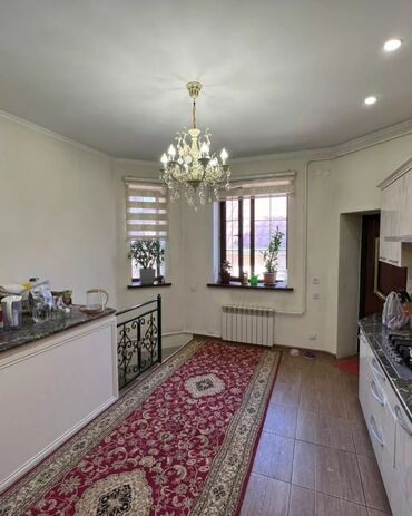 Продажа домов: Дом, 272 м², 8 комнат, Собственник — 8