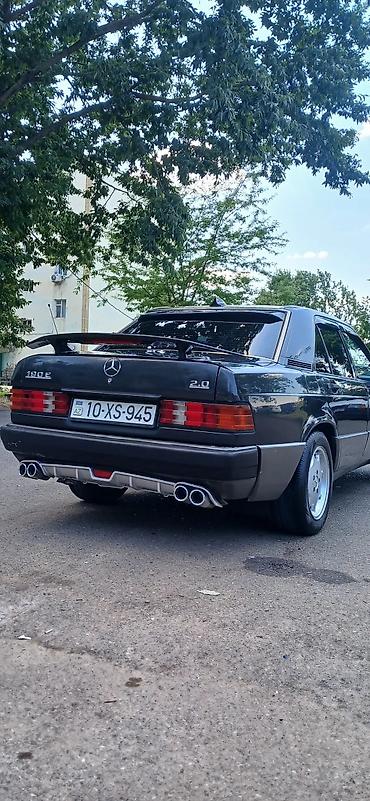 аз авто: Mercedes-Benz 190 (W201): 2 л | Седан — 3