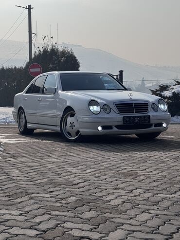 Mercedes-Benz: Mercedes-Benz E-Class: 2001 г., 5.5 л, Автомат, Бензин, Седан