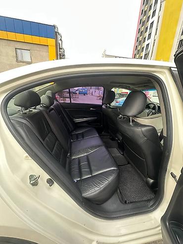 100: Honda Accord: 2010 г., 2.4 л, Автомат, Бензин, Седан — 4