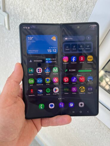 ноутбук hp i5: Samsung Galaxy Z Fold 3, Б/у, 256 ГБ, цвет - Зеленый, 2 SIM, eSIM