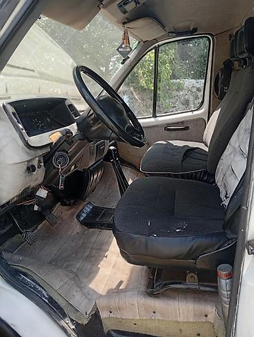 mercedes benz 208 d: Qazel yük avtomobili – izotermik qutu korpuslu - Korpus: ikiqat — 6