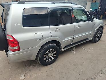 byd e2 2024: Mitsubishi Montero: 2002 г., 3.8 л, Автомат, Газ, Внедорожник — 7