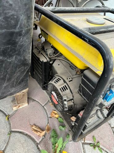 генератор военный: Бензиновый генератор 7,2кВт P.I.T. (P58001) в защитной раме. В