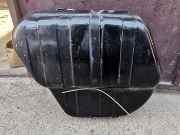 Auto delovi: Rezervoar Lada 7 Riva. Polovno, ocuvano. Skinuto sa rastavljenog — 9