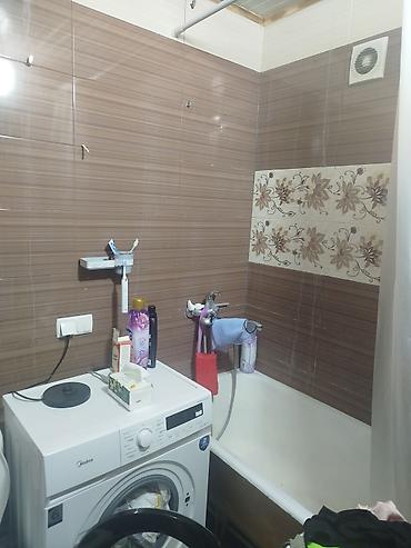 Долгосрочная аренда комнат: Сдаётся просторная комната в квартире. Описание: - Светлая комната — 7