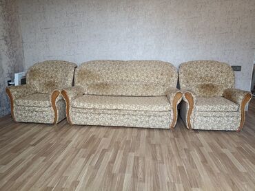 Divan və kreslo dəstləri: Klassik divan, Divan — 4