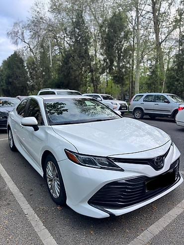 corolla 2016: Toyota Camry: 2018 г., 2.5 л, Автомат, Бензин, Седан — 2