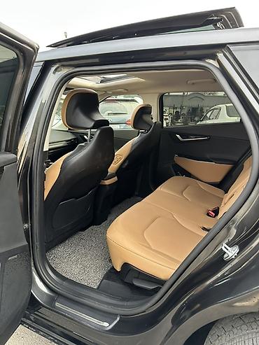 Kia: Kia EV6: 2022 г., Электромобиль, Кроссовер — 8