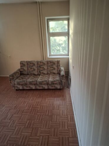 Продажа квартир: 1 комната, 35 м², Индивидуалка, 3 этаж, Старый ремонт — 4