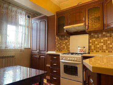 Uzunmüddətli kirayə mənzillər: Kirayə mənzil (Yasamal rayonu) 9 mərtəbəli binanın 6-cı mərtəbəsi 2 — 8