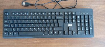 Klaviaturalar: Standart funksionallığa malik, qara rəngli, simli USB klaviatura