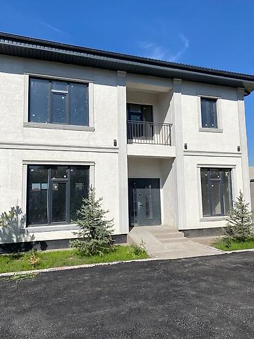 6 комнат и более, 211 м²