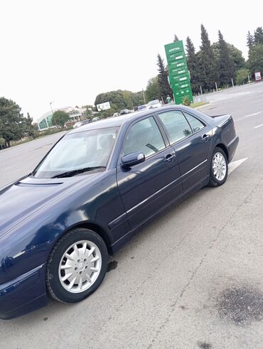 Mercedes-Benz: Mercedes-Benz E-Class: 2 l | 2000 il Sedan -da lalafo.az — 10 Mercedes-Benz: Mercedes-Benz E-Class: 2 l | 2000 il Sedan — 10