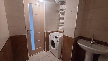 105: 3 комнаты, 63 м², 6 мкр 105 серия, 5 этаж, Евроремонт — 9