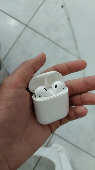 Qulaqcıqlar: İşlənmiş Simsiz (Bluetooth) Qulaqcıqlar, Apple, rəng - Ağ