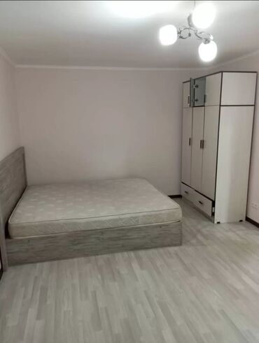 квартира на месяц в бишкеке: 1 комната, Агентство недвижимости, Без подселения, С мебелью частично