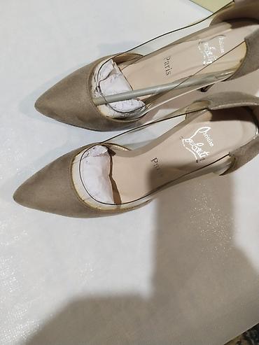 pari: Туфли, 37, Christian Louboutin, Новый, цвет - Бежевый, Самовывоз — 1