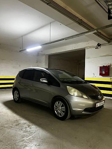 Honda: Honda Jazz: 2010 г., 1.4 л, Механика, Бензин, Хэтчбэк — 6