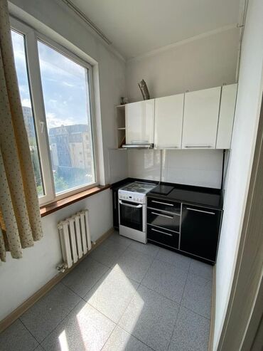 Долгосрочная аренда квартир: 5 комнат, Без подселения, С мебелью полностью — 10