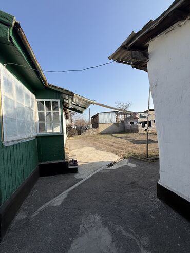 Продажа квартир: 4 комнаты, 4 м² — 15