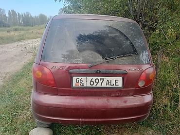авто сатуу: Daewoo Matiz: 2010 г., 0.8 л, Кол менен иштөөчү, Бензин, Хетчбек — 2